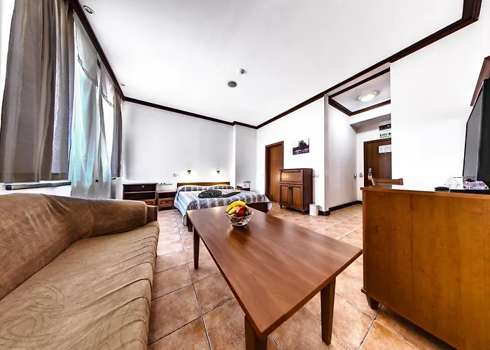 Hotel орфей Devín